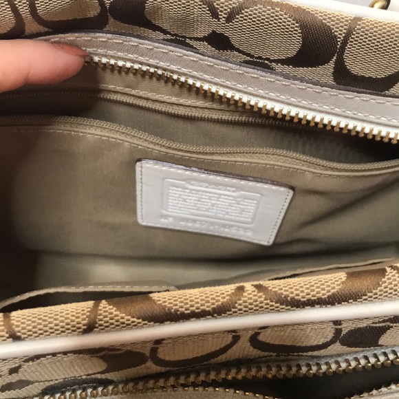 Authentic Coach Handbag - Picture 4 of 5